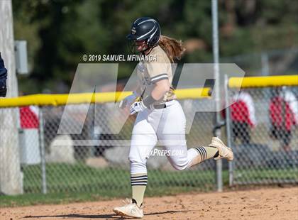 Thumbnail 3 in Lincoln Southeast vs. Fremont photogallery.