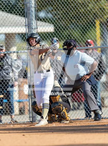 Thumbnail 1 in Lincoln Southeast vs. Fremont photogallery.