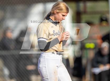 Thumbnail 3 in Lincoln Southeast vs. Fremont photogallery.