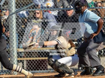 Thumbnail 1 in Lincoln Southeast vs. Fremont photogallery.