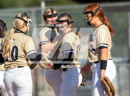 Thumbnail 1 in Lincoln Southeast vs. Fremont photogallery.