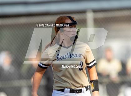 Thumbnail 1 in Lincoln Southeast vs. Fremont photogallery.