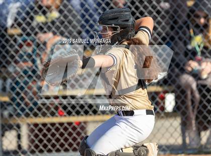 Thumbnail 1 in Lincoln Southeast vs. Fremont photogallery.