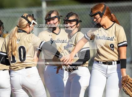 Thumbnail 3 in Lincoln Southeast vs. Fremont photogallery.