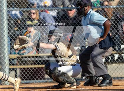 Thumbnail 3 in Lincoln Southeast vs. Fremont photogallery.