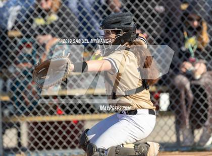 Thumbnail 3 in Lincoln Southeast vs. Fremont photogallery.