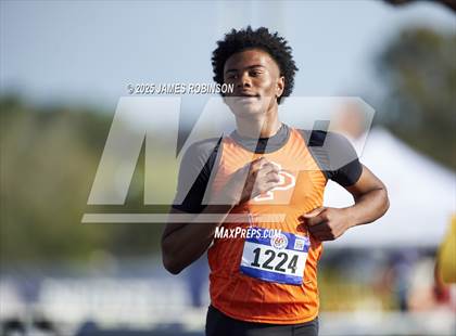 Thumbnail 2 in Bob Hayes Invitational (100m Hurdles) photogallery.