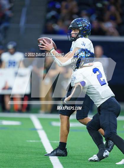 Thumbnail 2 in Byron Nelson vs. Guyer (UIL 6A D2 Regional Playoff) photogallery.