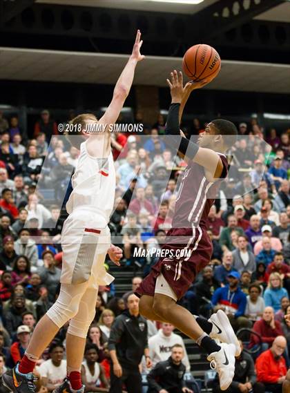 Thumbnail 2 in Chaminade vs. Belleville West photogallery.
