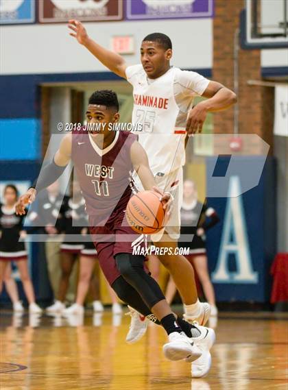 Thumbnail 2 in Chaminade vs. Belleville West photogallery.
