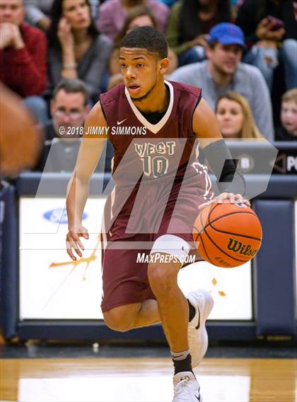 Thumbnail 1 in Chaminade vs. Belleville West photogallery.
