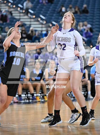 Thumbnail 1 in Rogers vs. Lake Stevens (WIAA 4A Round 1 State Playoff) photogallery.