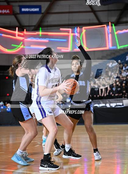 Thumbnail 2 in Rogers vs. Lake Stevens (WIAA 4A Round 1 State Playoff) photogallery.