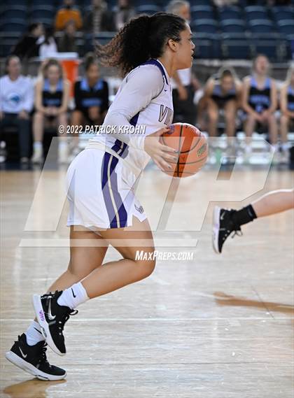 Thumbnail 3 in Rogers vs. Lake Stevens (WIAA 4A Round 1 State Playoff) photogallery.