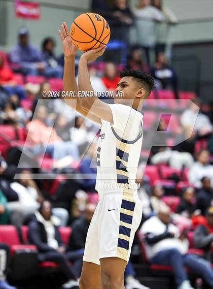 Thumbnail 1 in Pope John Paul II vs. Hillsboro photogallery.