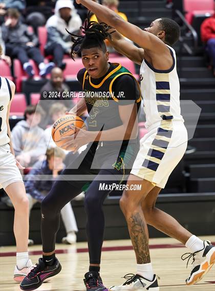 Thumbnail 1 in Pope John Paul II vs. Hillsboro photogallery.