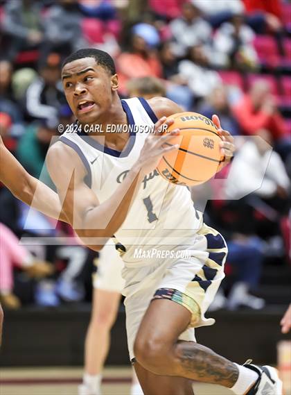 Thumbnail 3 in Pope John Paul II vs. Hillsboro photogallery.
