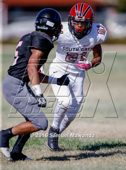 Thumbnail 3 in South Gate @ Arleta photogallery.