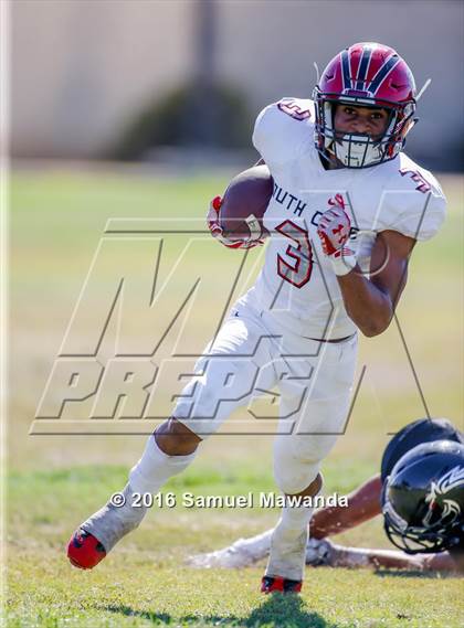 Thumbnail 3 in South Gate @ Arleta photogallery.