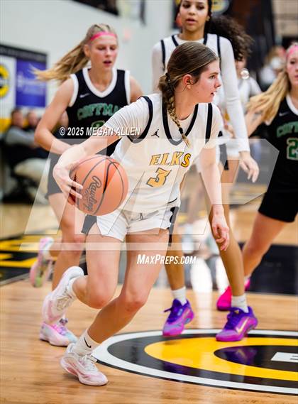 Thumbnail 1 in Dublin Coffman @ Centerville photogallery.