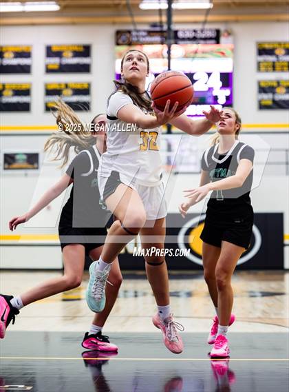 Thumbnail 3 in Dublin Coffman @ Centerville photogallery.