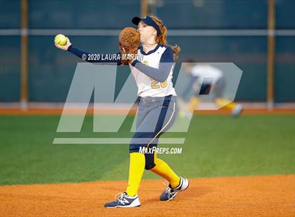 Thumbnail 3 in Pompano Beach @ St. Thomas Aquinas photogallery.