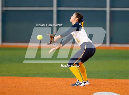 Thumbnail 1 in Pompano Beach @ St. Thomas Aquinas photogallery.