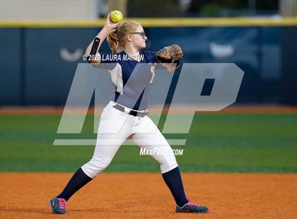 Thumbnail 1 in Pompano Beach @ St. Thomas Aquinas photogallery.