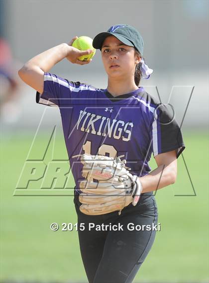 Thumbnail 3 in Niles North vs  Oak Park-River Forest (IHSA Class 4A Sectional) photogallery.