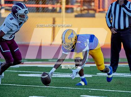 Thumbnail 1 in Grant vs. Woodcreek (CIF SJS D3 Final) photogallery.
