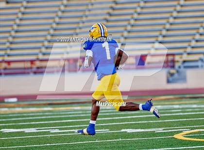 Thumbnail 2 in Grant vs. Woodcreek (CIF SJS D3 Final) photogallery.