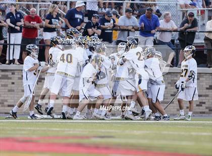 Thumbnail 1 in Webster Thomas vs. Victor (Section 5 Class B Final) photogallery.