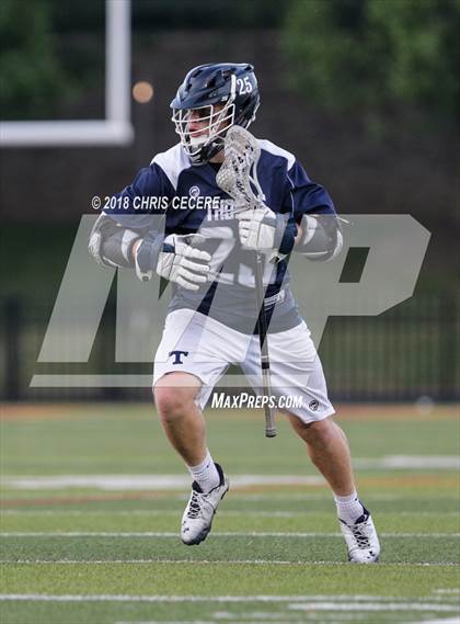 Thumbnail 2 in Webster Thomas vs. Victor (Section 5 Class B Final) photogallery.