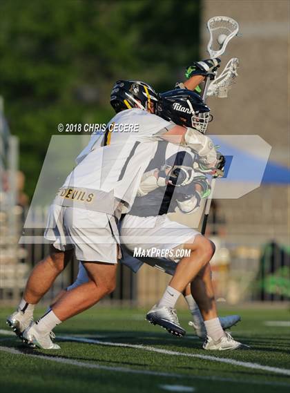 Thumbnail 1 in Webster Thomas vs. Victor (Section 5 Class B Final) photogallery.