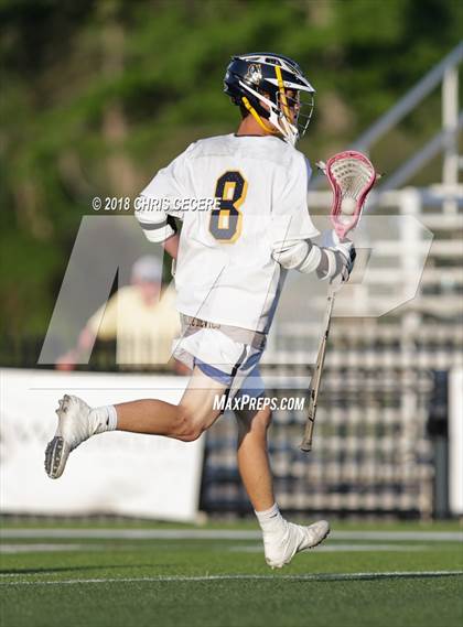 Thumbnail 2 in Webster Thomas vs. Victor (Section 5 Class B Final) photogallery.