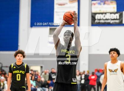 Thumbnail 3 in Prolific Prep of Napa Christian vs. Dream City Christian (Crush in the Valley) photogallery.