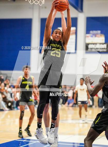 Thumbnail 1 in Prolific Prep of Napa Christian vs. Dream City Christian (Crush in the Valley) photogallery.