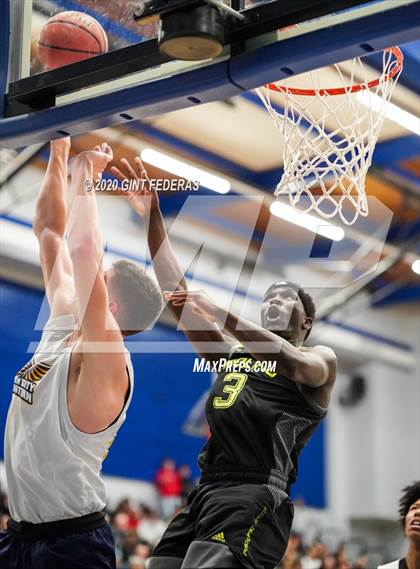 Thumbnail 2 in Prolific Prep of Napa Christian vs. Dream City Christian (Crush in the Valley) photogallery.