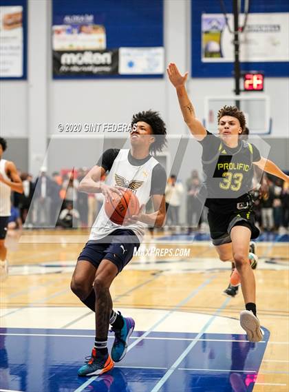 Thumbnail 2 in Prolific Prep of Napa Christian vs. Dream City Christian (Crush in the Valley) photogallery.