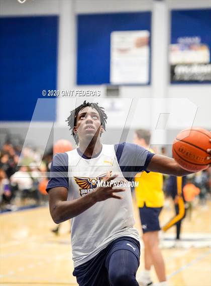Thumbnail 2 in Prolific Prep of Napa Christian vs. Dream City Christian (Crush in the Valley) photogallery.