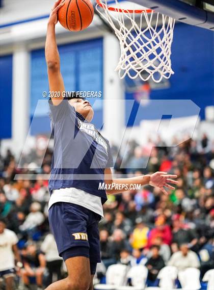 Thumbnail 3 in Prolific Prep of Napa Christian vs. Dream City Christian (Crush in the Valley) photogallery.