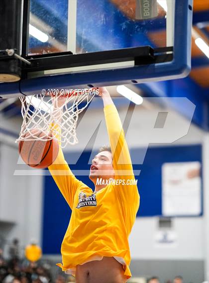 Thumbnail 2 in Prolific Prep of Napa Christian vs. Dream City Christian (Crush in the Valley) photogallery.