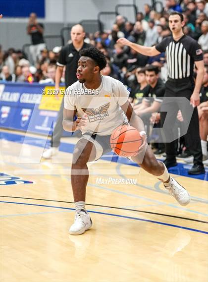 Thumbnail 2 in Prolific Prep of Napa Christian vs. Dream City Christian (Crush in the Valley) photogallery.