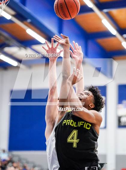 Thumbnail 3 in Prolific Prep of Napa Christian vs. Dream City Christian (Crush in the Valley) photogallery.