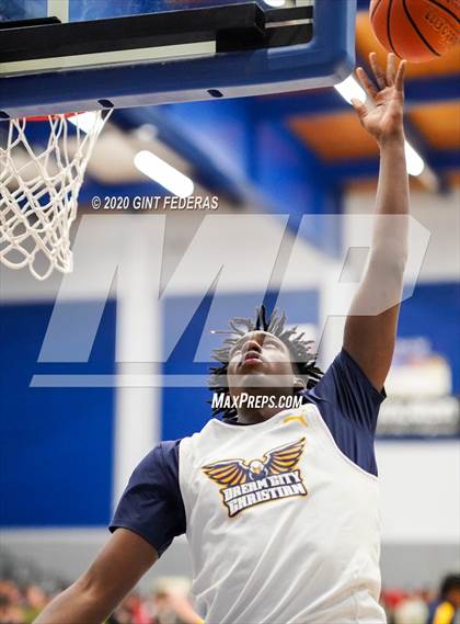 Thumbnail 3 in Prolific Prep of Napa Christian vs. Dream City Christian (Crush in the Valley) photogallery.