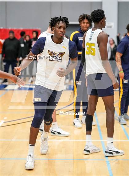 Thumbnail 3 in Prolific Prep of Napa Christian vs. Dream City Christian (Crush in the Valley) photogallery.