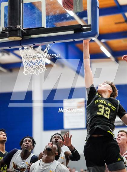 Thumbnail 1 in Prolific Prep of Napa Christian vs. Dream City Christian (Crush in the Valley) photogallery.