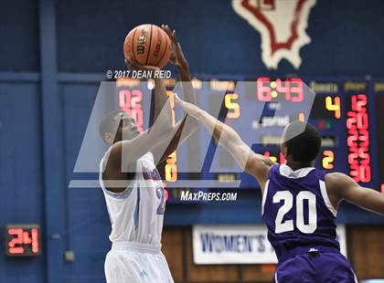 Thumbnail 3 in Hammond vs. Rich Central (Big Dipper Tournament) photogallery.