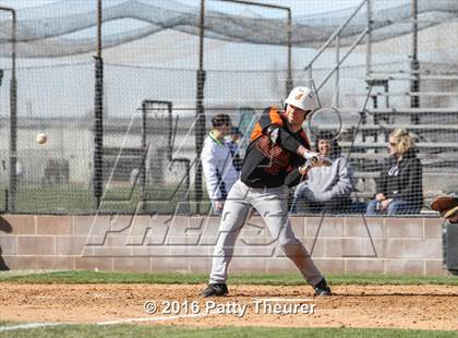Thumbnail 3 in New Plymouth vs Scappoose (Treasure Valley Invitational) photogallery.