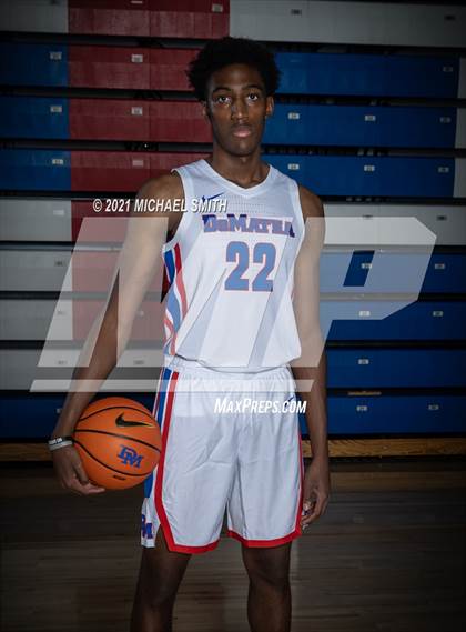 Thumbnail 1 in DeMatha (Preseason Photo Shoot) photogallery.